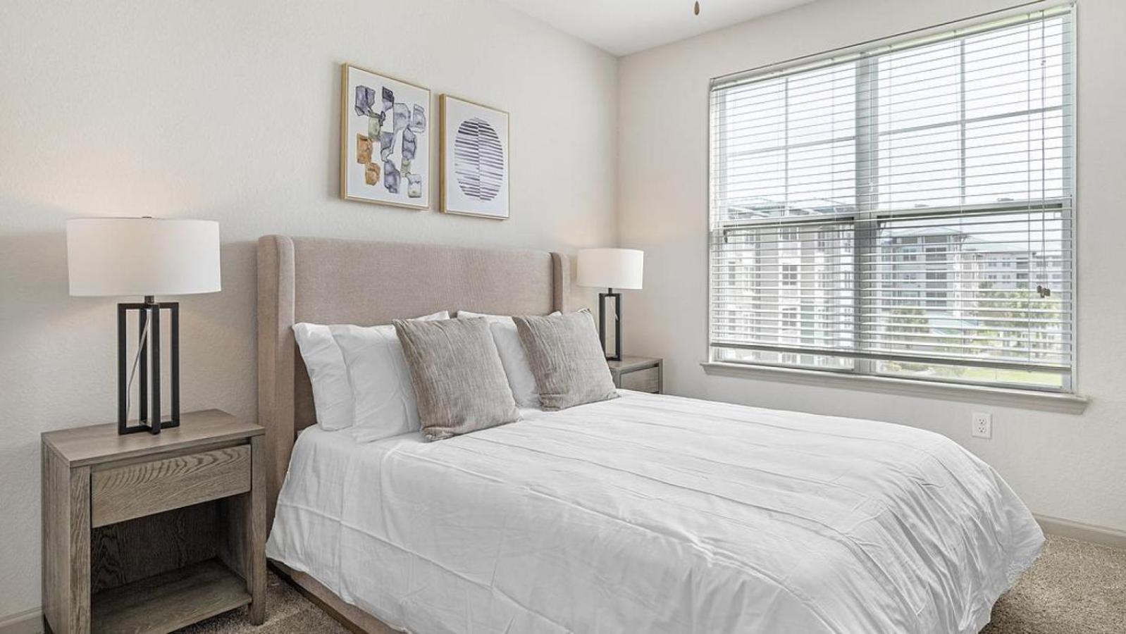 Landing At Center 301 - 2 Bedrooms In Belton Ngoại thất bức ảnh